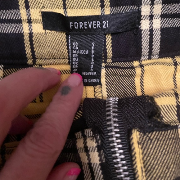 Forever 21 plaid shirt size small - Picture 6 of 6